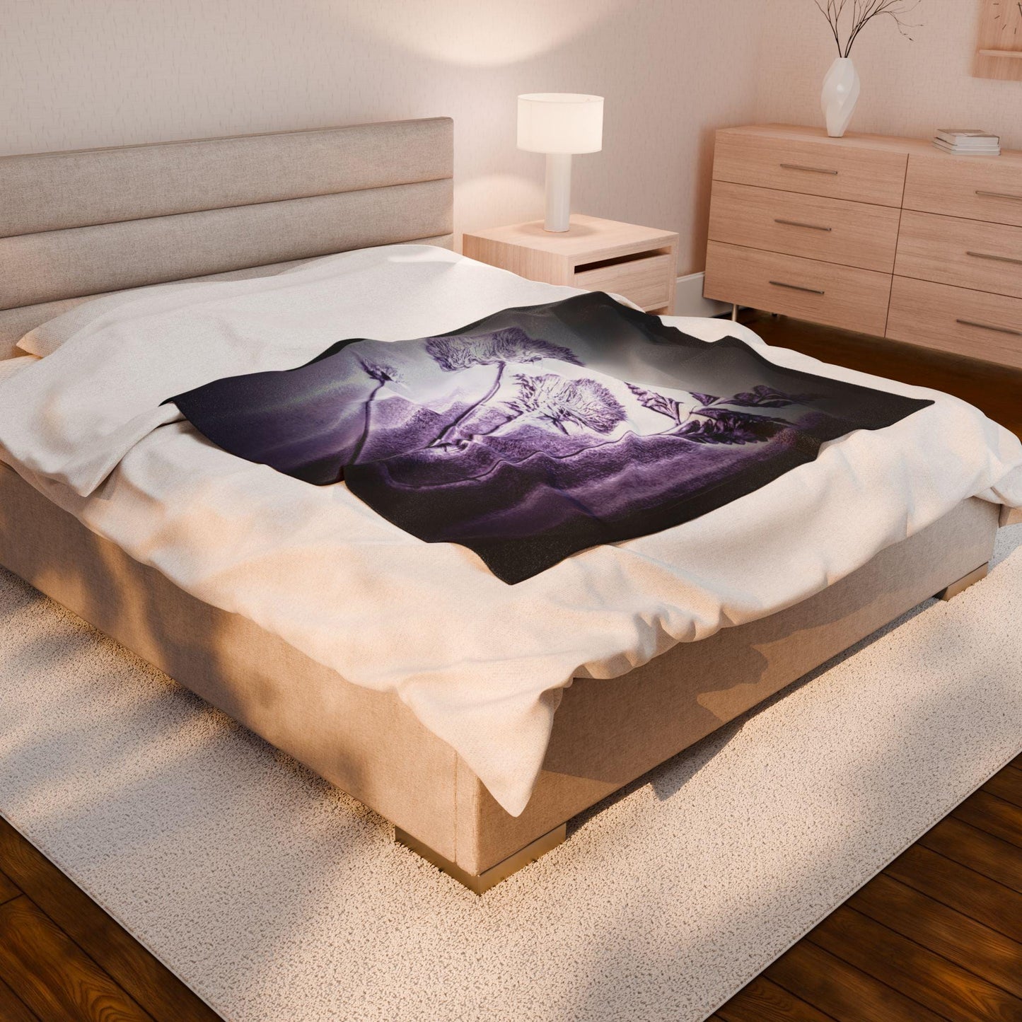 Botanical Velveteen Plush Blanket - Soft Floral Throw for Cozy Nights